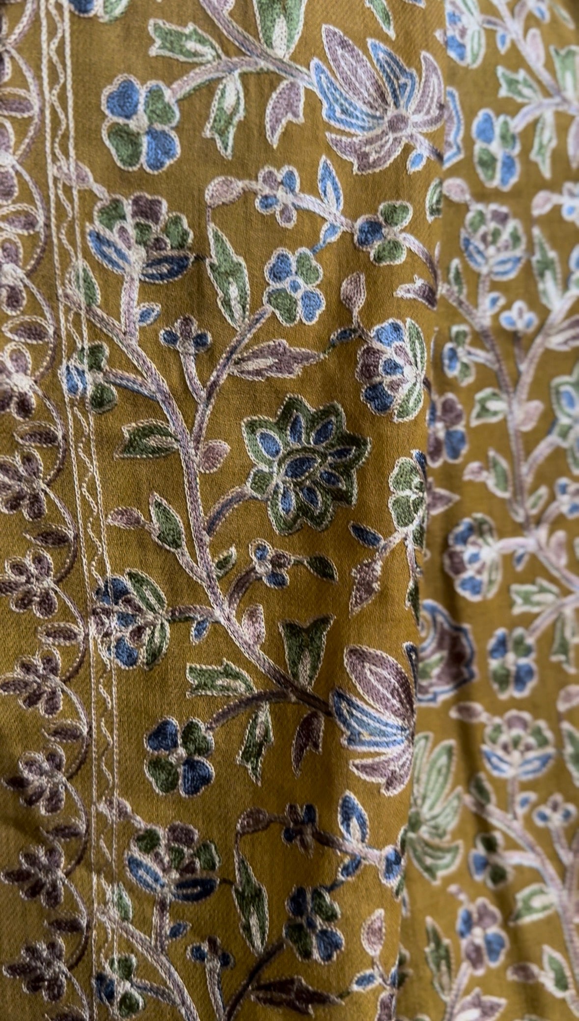 Pure Pashmina in a rare Mustard tone Kashmiri Shawl