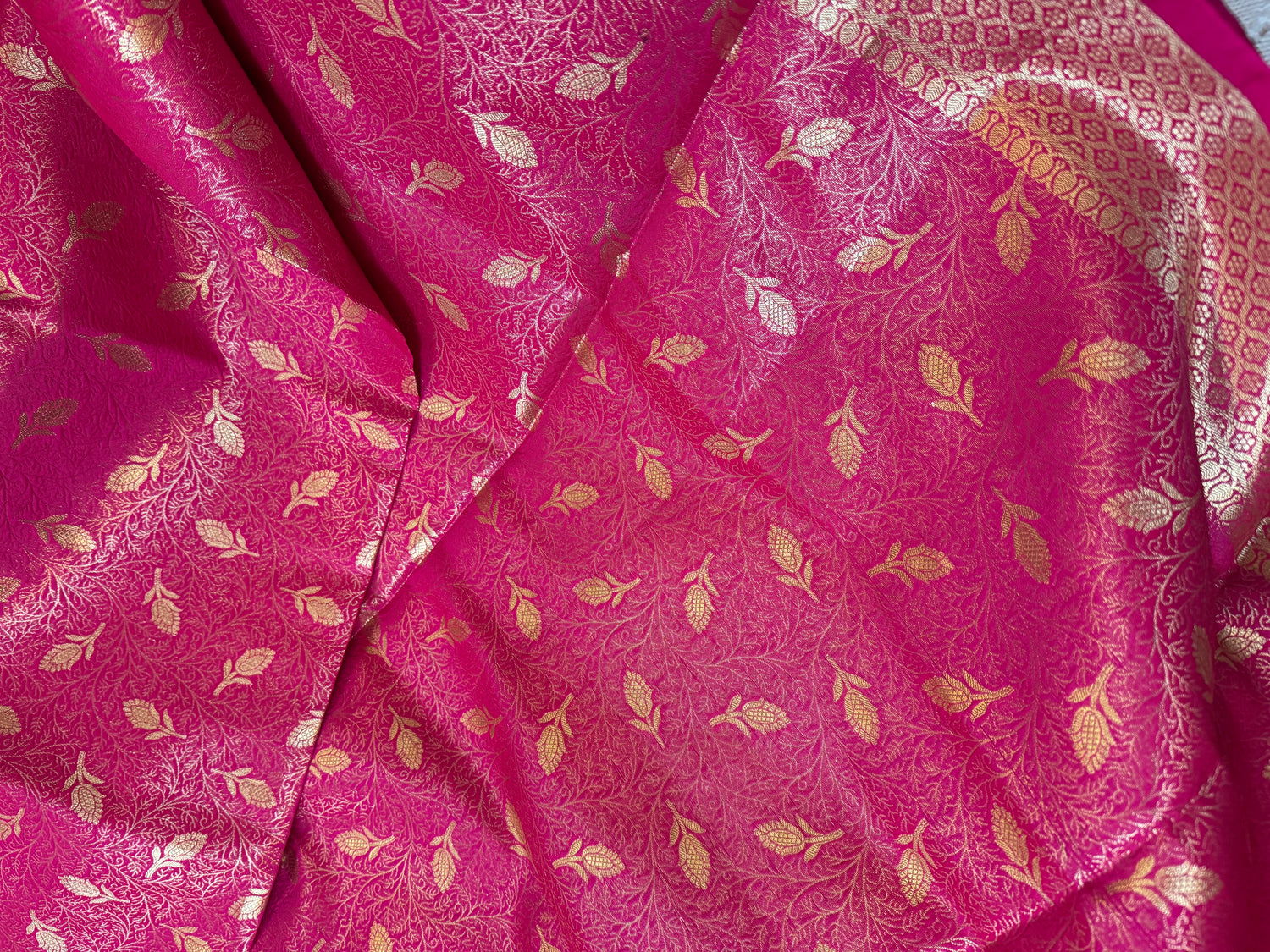 Magenta Banarasi Kataan Silk Dupatta