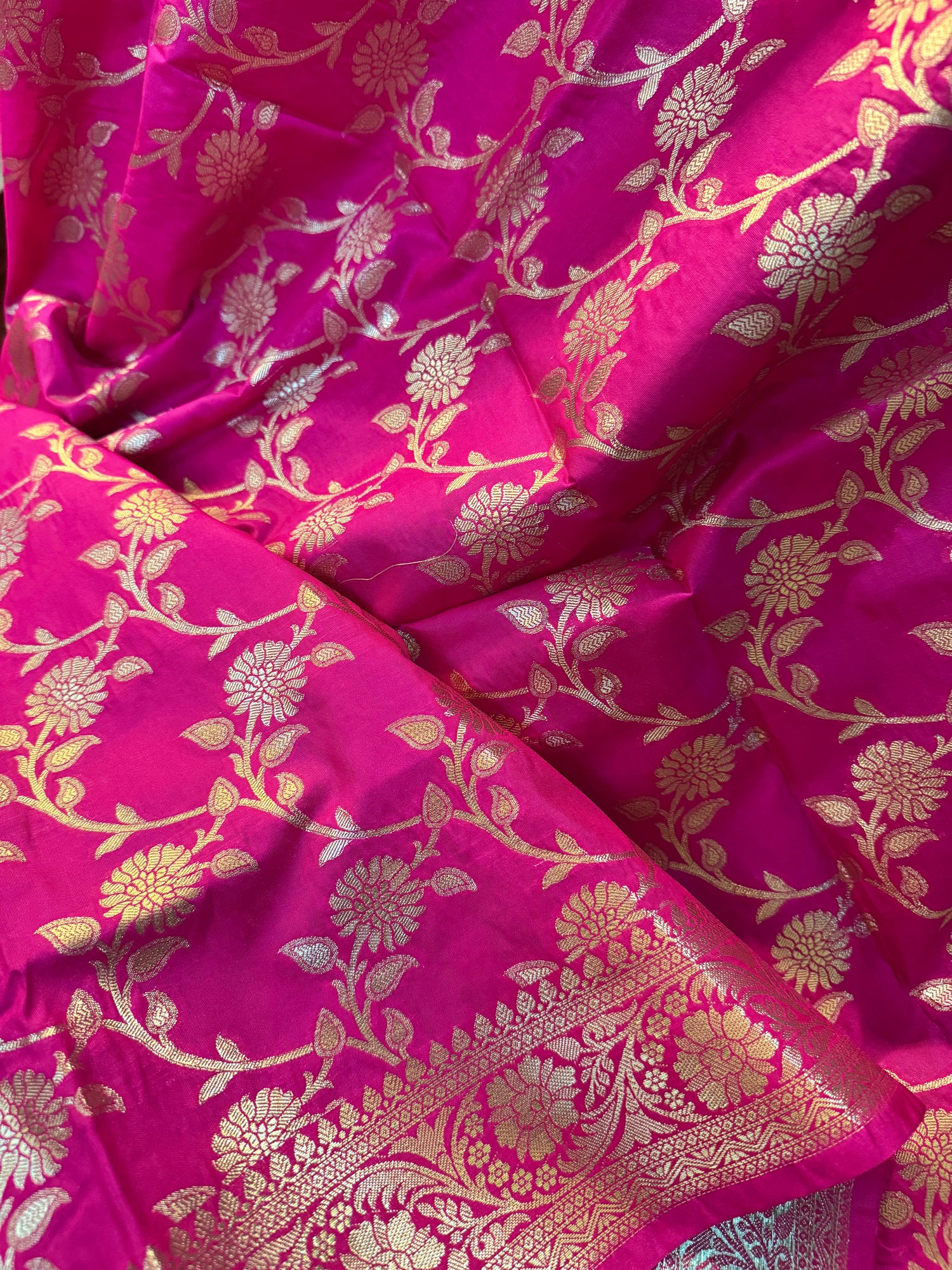 Magenta Banarasi Kataan Silk Dupatta