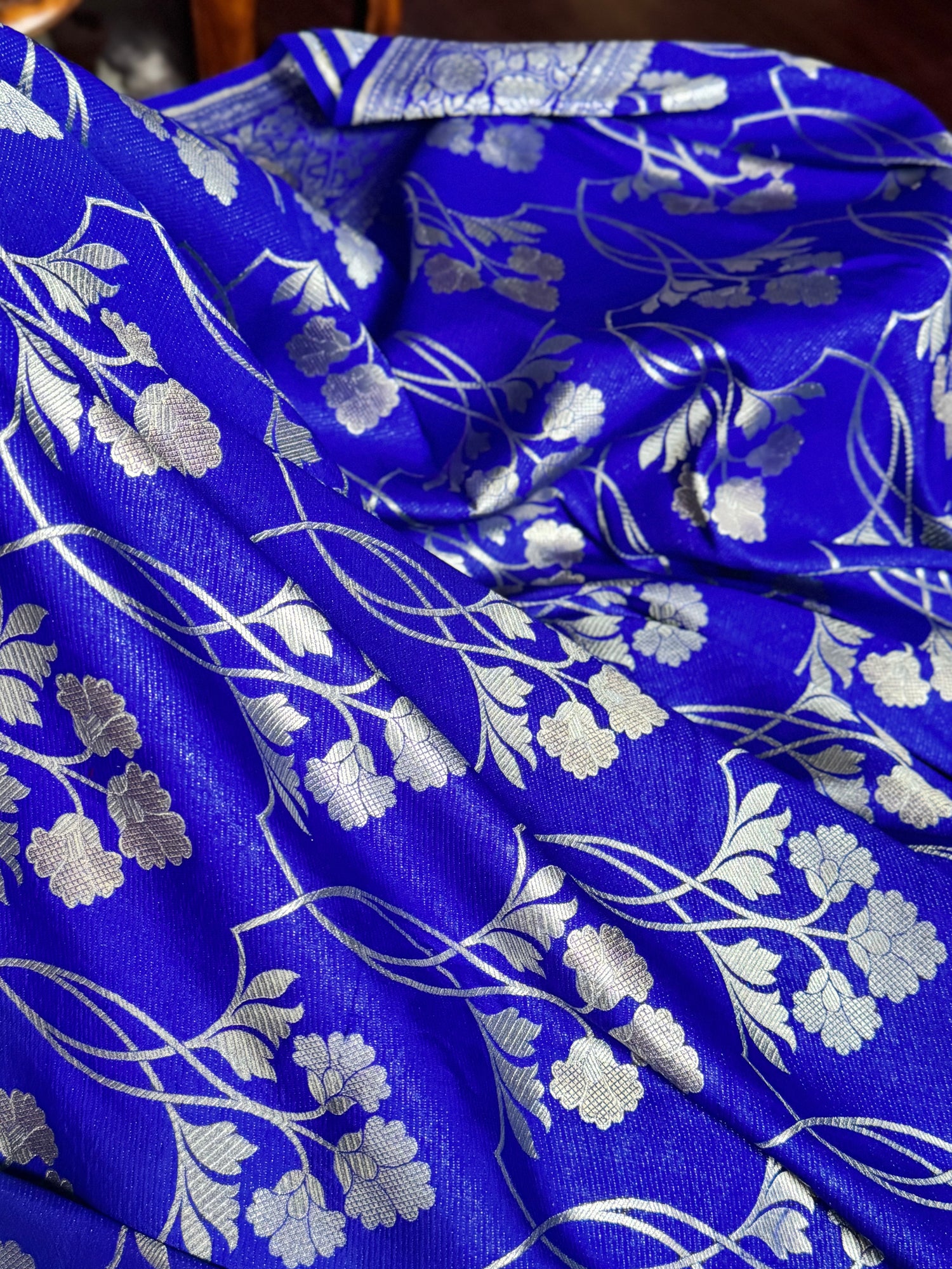 Royal Blue Pure Mulberry Silk Tanchoi Saree with Heavy Zari Jaal